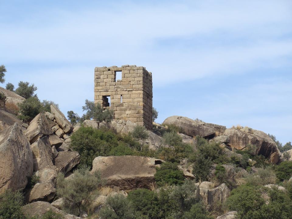 Bafa Gölü Kayaları